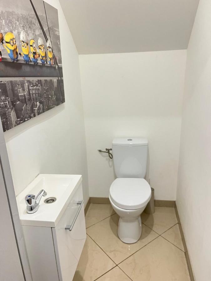 Ecu : Superbe Appartement Avec Exterieur Reims Exterior foto